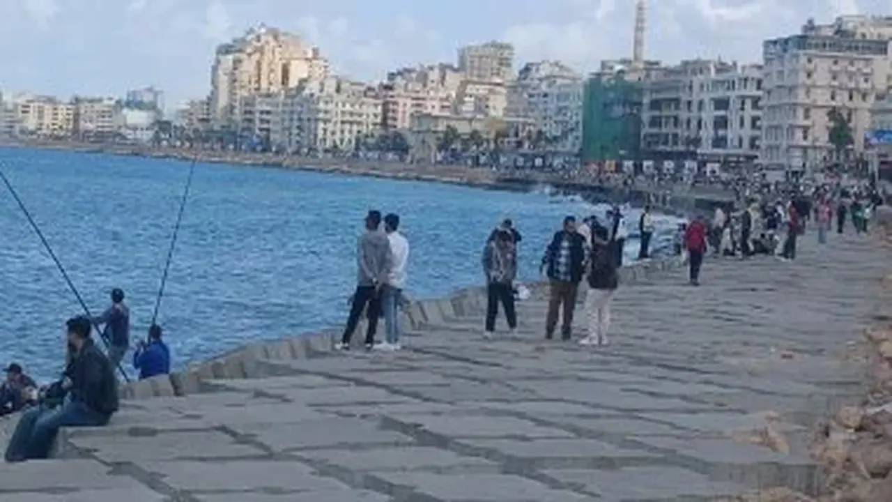 درجات الحرارة تسجل ارتفاعاً تدريجياً وذروة الموجة الحارة في منتصف الأسبوع المقبل